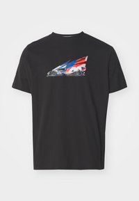 BMW MMS CAR GRAPHIC TEE  - Marškinėliai su spaudiniu - black