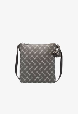 Šedá kabelka přes rameno s bílým vzorem ve tvaru vějíře, střapcovou dekorací na boku a horním zapínáním na zip.