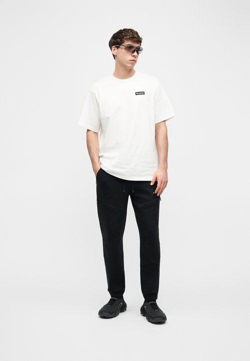 Columbia - Cleetwood Cove - Pantalon De Jogging Style Cargo Oversize Noir Exclusivite Asos