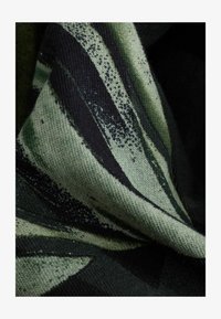 No seleccionado, black green