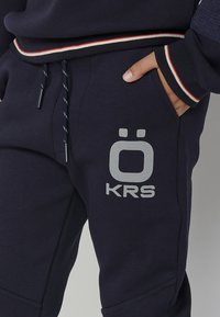 Koroshi Tepláky - navy