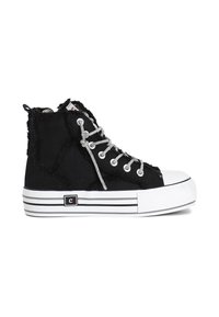 Schwarze hochschaft Sneakers aus Canvas mit fransigen Kanten, silbernen Ösen und Schnürsenkeln. Sie verfügen über eine weiße Zehenkappe und eine gestreifte Schwarz-Weiß-Sohle.
