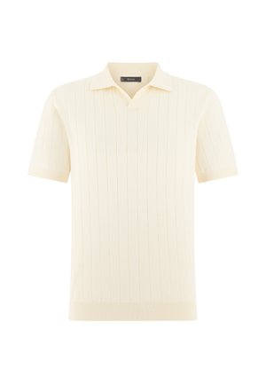 Hellcremefarbenes Polohemd mit kurzen Ärmeln, vertikaler Rippung und einem ausladenden Kragen, vor einem schlichten weißen Hintergrund dargestellt.
