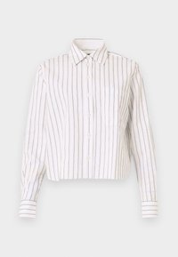 Camicia button-up a righe bianche con sottili righe marroni. Presenta un colletto a punta, maniche lunghe e una tasca sul petto. Lunghezza cropped.