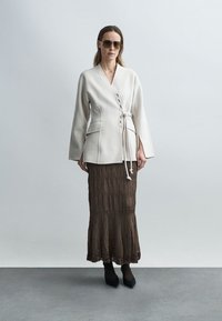 By Malene Birger LALOU - Lühike jakk - cream