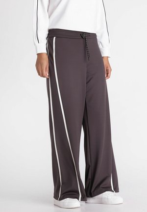 TUZZI, DAMEN - Trainingsbroek - dark chocolate