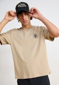 Thumbnail Image 5