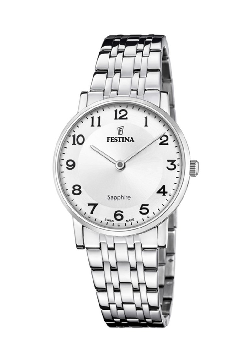 Festina pulkstenis ar sudraba nerūsējošā tērauda rokassprādzi, apaļu baltu ciparnīcu, melniem arābu cipariem un safīra kristālu. Vienkāršs dizains ar gludu tekstūru.