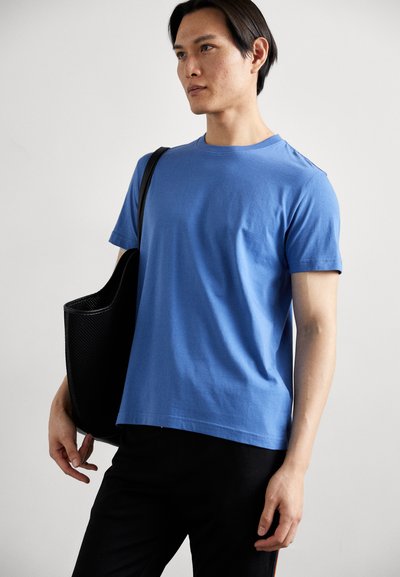 Tiger of Sweden DILLAN - Basic T-shirt - dream blue