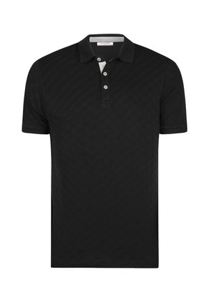 Polo negro de manga corta con tres botones, cuello y un sutil patrón en relieve, mostrado sobre un fondo blanco.