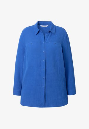 Blauwe button-up shirt gemaakt van textuurstof met een ruitpatroon, voorzien van twee borstzakken en lange mouwen.