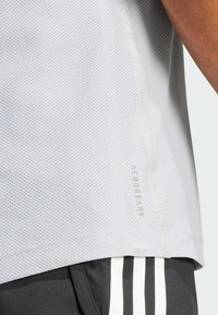 adidas Performance OTR B  - Camiseta deportiva - halo silver