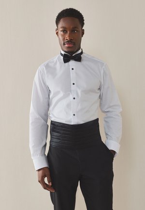 Next, SLIM FIT - OCCASION SHIRT, BOW TIE AND CUMBERBUND SET . - Hemd - white black