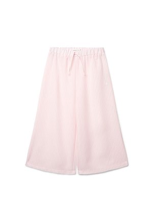 Szerokie spodnie w różowo-białe pionowe paski, z elastycznym pasem i regulowanym sznurkiem, ułożone płasko na białym tle.
