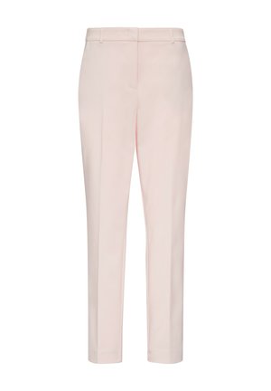 Pantalons ajustés rose pâle avec une jambe droite, dotés de poches avant, d'un devant plat et d'une texture de tissu tissé lisse.