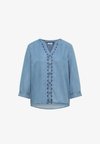 Blouse - light blue wash