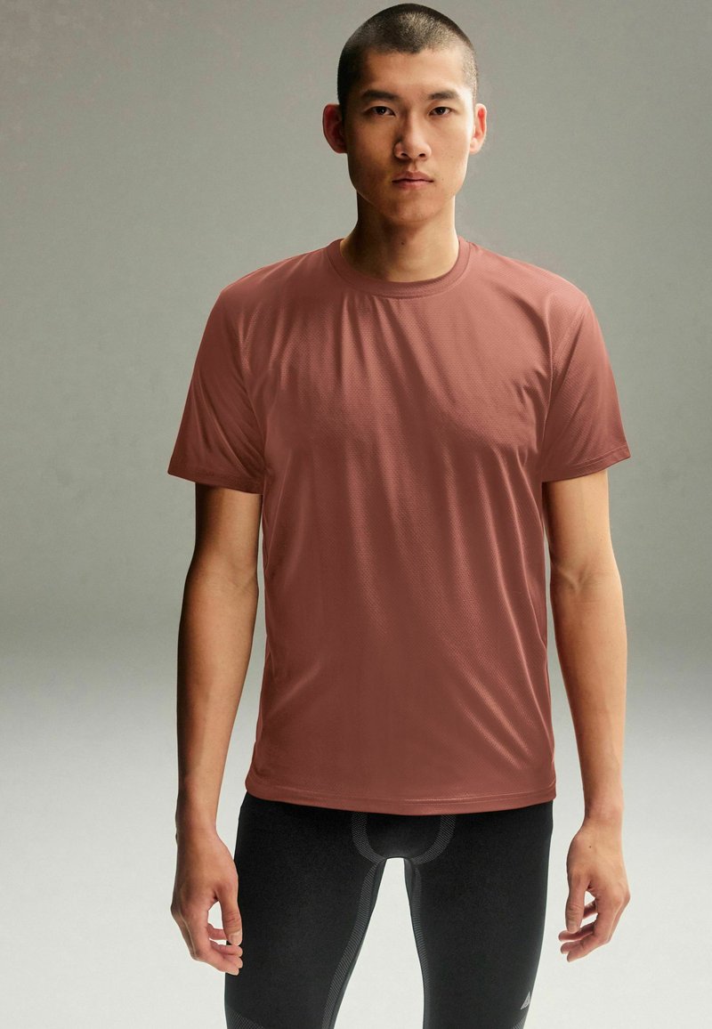 Next ACTIVE TEXTURED STANDARD - Základné tričko - bronze
