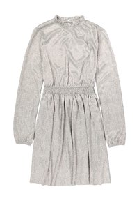 Robe en argent brillante avec des manches longues, un col à volants, une taille smockée et une jupe évasée. Tissu texturé avec un subtil éclat.