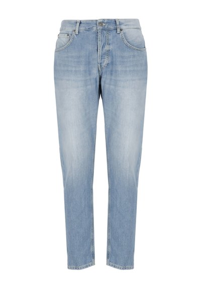 Jeans in denim azzurro chiaro con vestibilità dritta. Presentano cinque tasche, un bottone e una zip, e dettagli sbiaditi sul tessuto.
