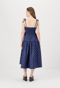 kate spade new york PAISLEY FOULARD SMOCKED DRESS - Dnevna obleka - french navy