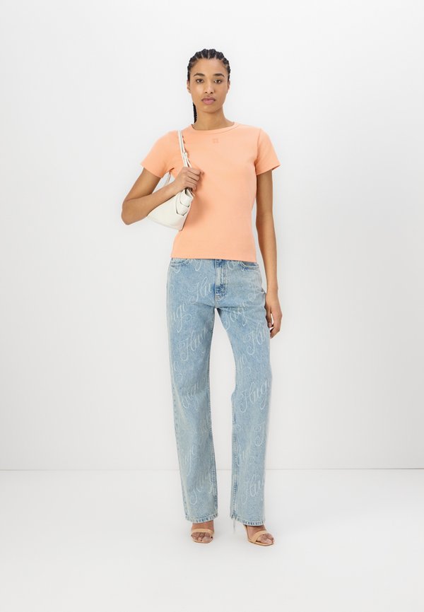 DELORIS - Basic T-shirt - bright orange4