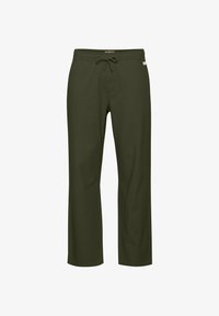 Unselected, forest night