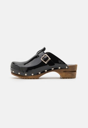 WOOD KRISLA OPEN - Clogs - black