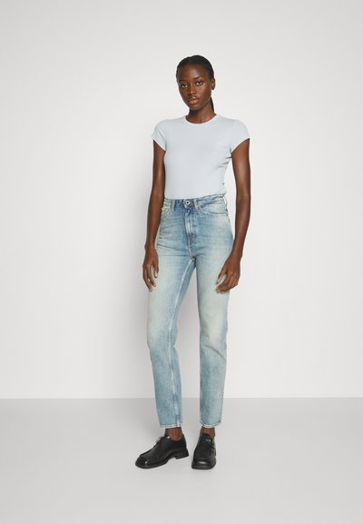 Tiger of Sweden RIN - Straight leg jeans - medium blue