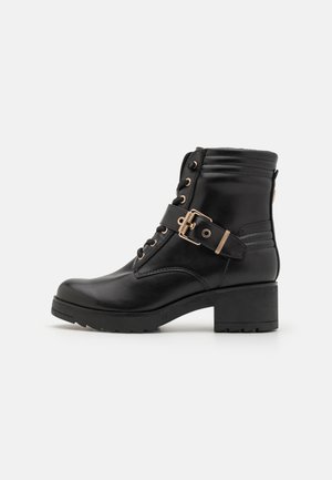 Classic ankle boots - black