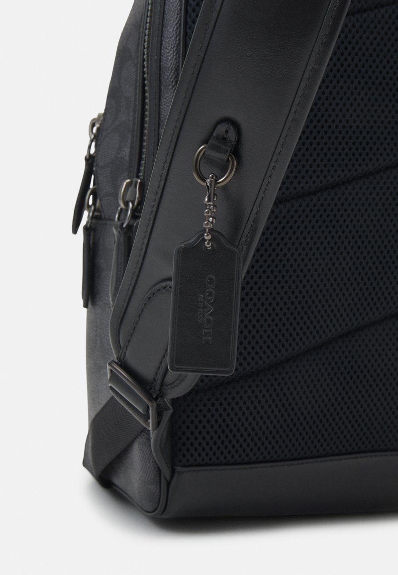 COACH CHARTER BACKPACK IN SIGNATURE CANVAS - Rucksack - charcoal/anthracite  - Zalando