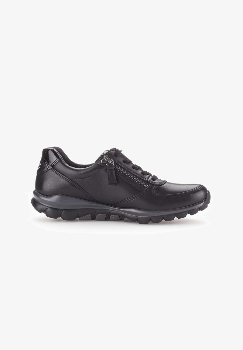 Baskets en cuir noir avec un bout arrondi, dessus texturé, fermeture éclair sur le côté et semelle en caoutchouc dotée d'un motif de traction.