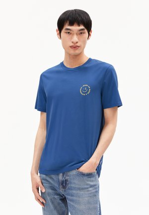 ARMEDANGELS JAAMES SMILEY - T-shirt con stampa - dark morning