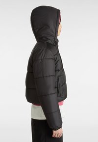 Vans HILLGATE CROPPED PUFFER - Giacca invernale - black