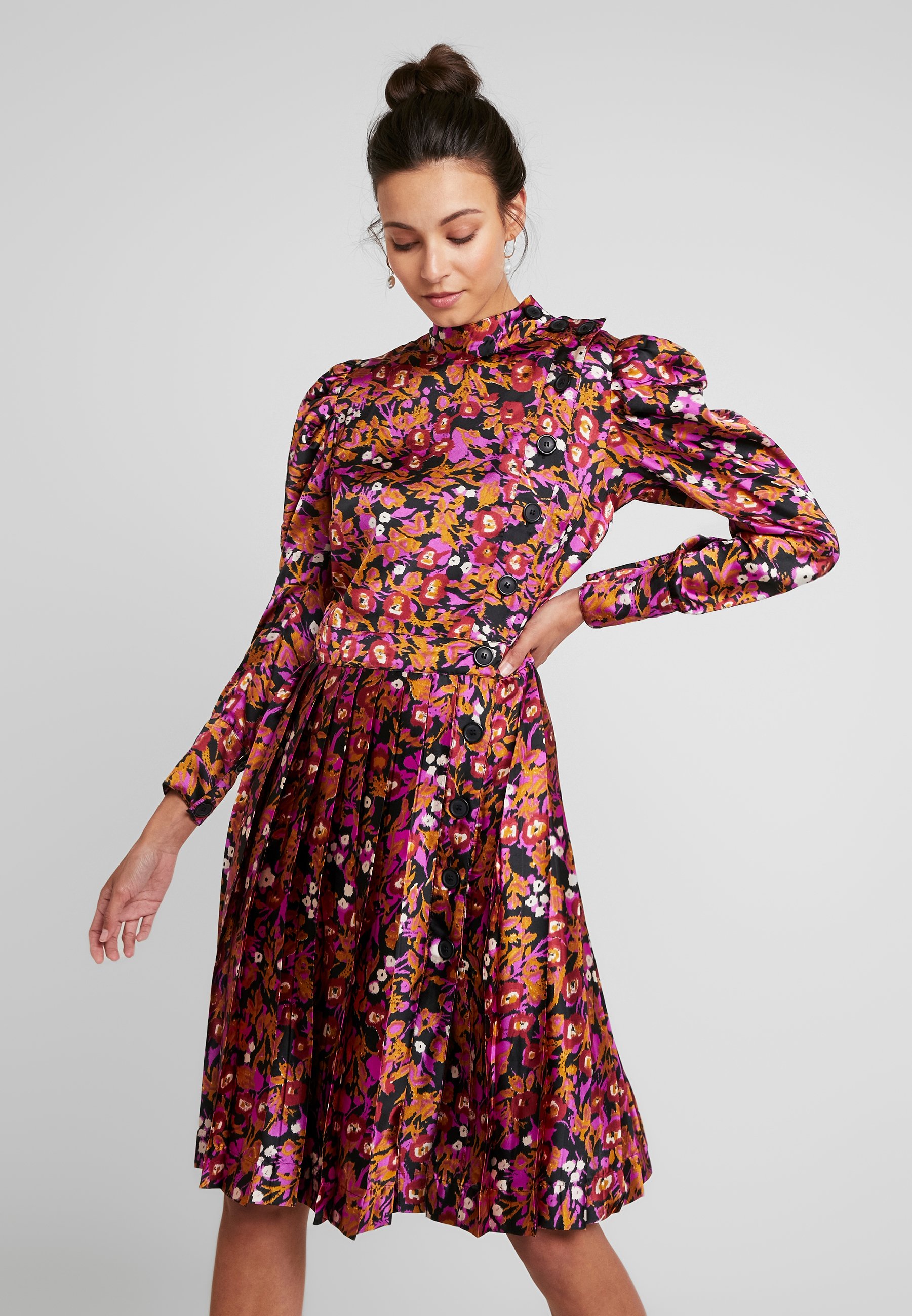 DAY Birger et Mikkelsen MACERA Vardagsklänning multi DAY Birger et Mikkelsen Blommiga klänningar online | Zalando