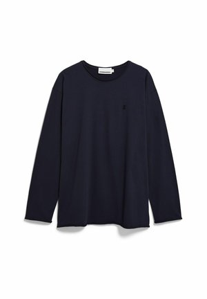 Zwart T-shirt met lange mouwen en ronde hals, met klein logo op de borst en standaard pasvorm, afgebeeld tegen een witte achtergrond.