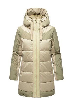 Beige pufferjack met een verstelbare capuchon, rits aan de voorkant en horizontale stiksels. Heeft een contrasterend lichtgroen paneel bij de schouders.