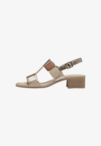 Ausgewählt, nut comb