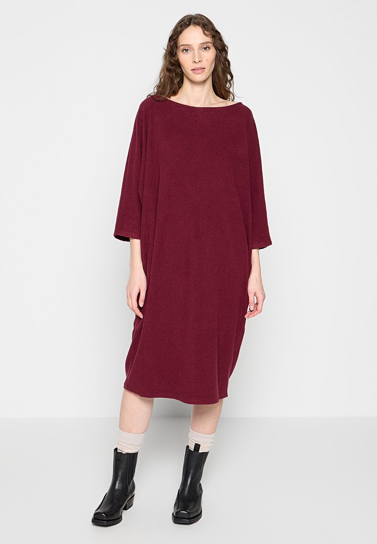 Apricot Gebreide jurk rood Apricot Gebreide jurk rood