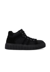 Schwarzer High-Top-Sneaker aus Wildleder und Stoff, mit einer strukturierten Gummisohle, runder Zehenform und tonalem Schnürsenkel mit drei seitlichen Streifen.