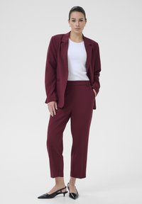Kaffe SAKURA CROPPED - Kalhoty - windsor wine