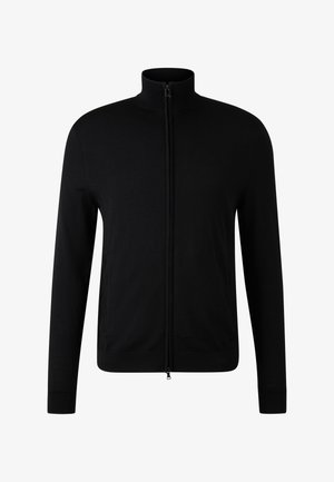 Zwarte zip-up jas met een hoge kraag en lange mouwen. Gemaakt van gladde stof met minimale naden en zonder patronen of accenten.