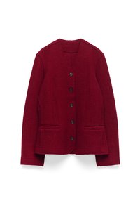 Czerwona kurtka z mieszanki wełny, z dekoltem w serek, długimi rękawami, sześcioma czarnymi guzikami, dwiema przednimi kieszeniami i teksturowanym wykończeniem.