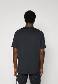 adidas Performance LIVERPOOL FC TEE - Article de supporter d'équipe de club - black
