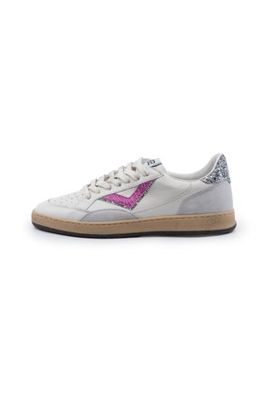 PLAYNEW - Sneaker low - white