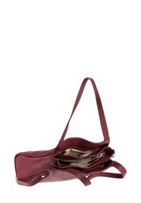 Borsa a tracolla in pelle bordeaux con finitura testurizzata, dotata di una sola tracolla, numerosi scomparti e dettagli in metallo argentato.