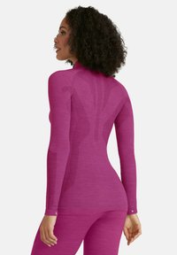 FALKE WOOL-TECH HIGH ZIP NECK COLD TO VERY COLD TEMPERATURES - Maglietta intima - radiant orchid