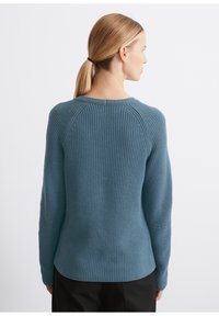 Marc O'Polo LONGSLEEVE V NECK - Πουλόβερ - hazy blue