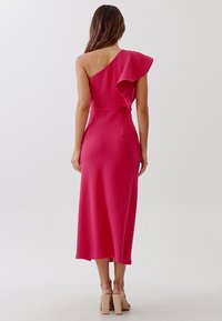 TUSSAH ROSLINA  - Dolga obleka - hot pink