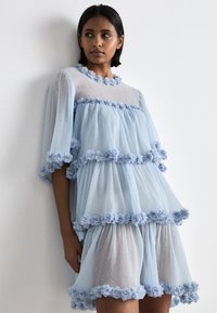 Cras FLOW DRESS - Koktélruha / Partiruha - celestial blue
