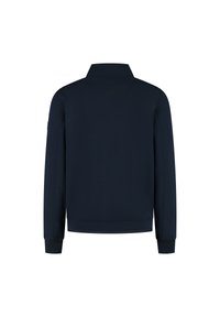Marineblauwe sweatshirt met lange mouwen en hoge kraag, met ribbels aan de manchetten en onderkant, van achteren weergegeven op een witte achtergrond.